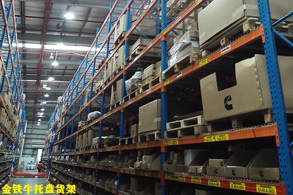 清远货架厂家告诉您货架的选择应该注意什么.